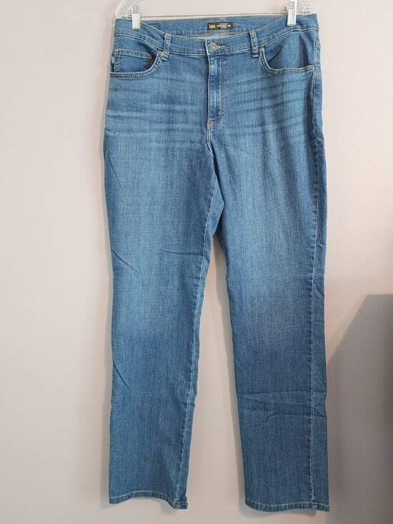 Lee Denim - 2/$22 Lee Mid Rise Relaxed Fit Straight Leg Blue Jeans Size 14 Long